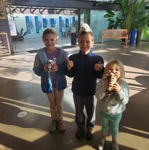 Meet your Posher, Bobby